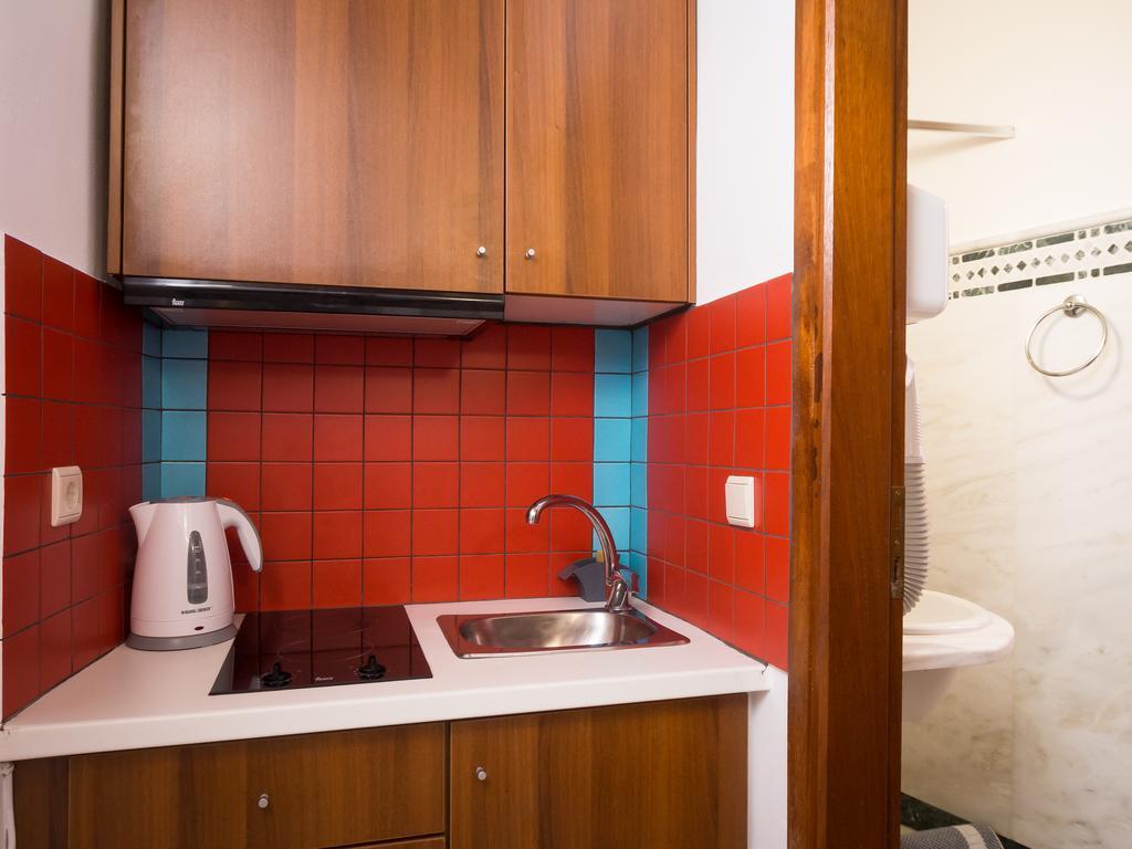 Xenon Apartments Hriszí Aktí Haniá Szoba fotó