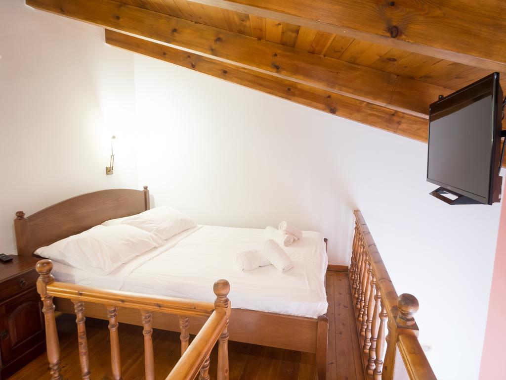 Xenon Apartments Hriszí Aktí Haniá Szoba fotó